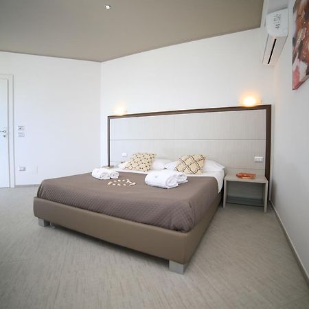 B&B Edonic Порто-Чезарео Экстерьер фото